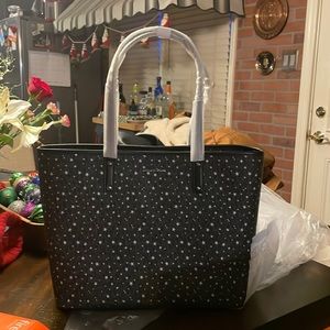 Michael Kors Carter tote. Brand new never used. Dust bag included!